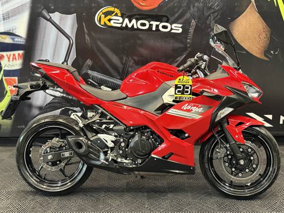 KAWASAKI NINJA 400 